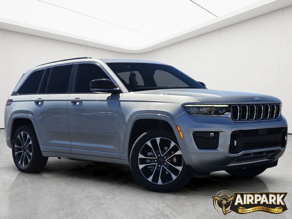 New 2025 Jeep Grand Cherokee Overland w/ Adv Protech Group III AWD/4WD image 2