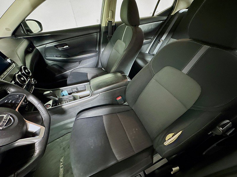 Used 2023 Nissan Sentra SV w/ All-Weather Package FWD image 11
