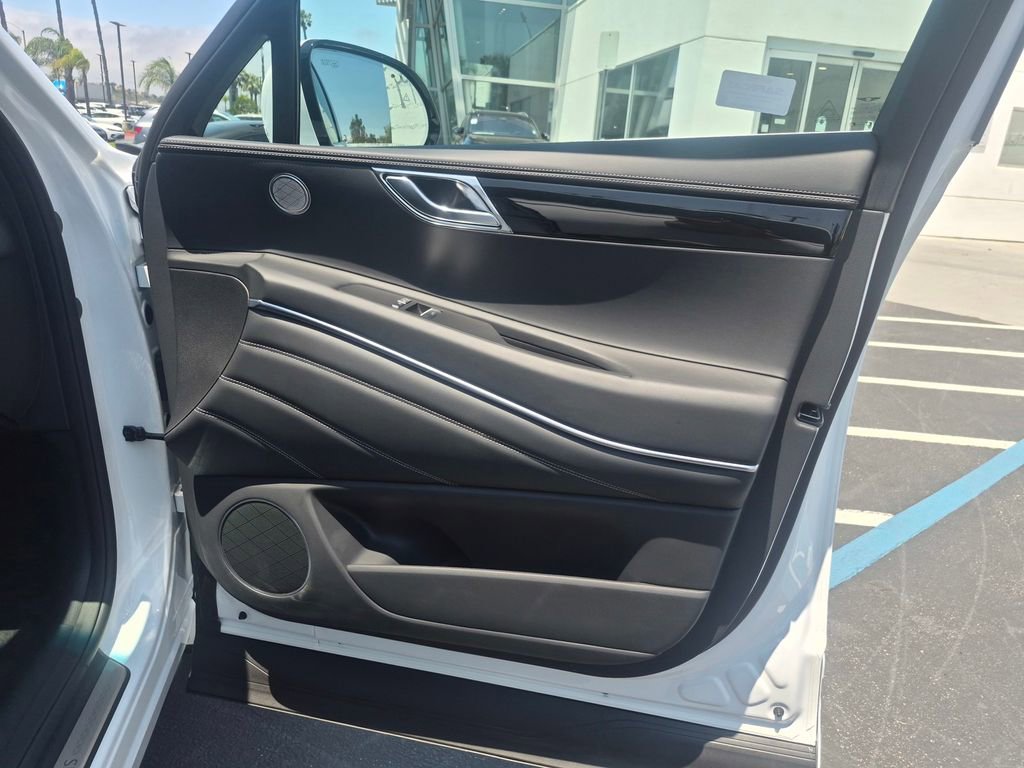 Used 2026 Genesis GV80 2.5T RWD image 24