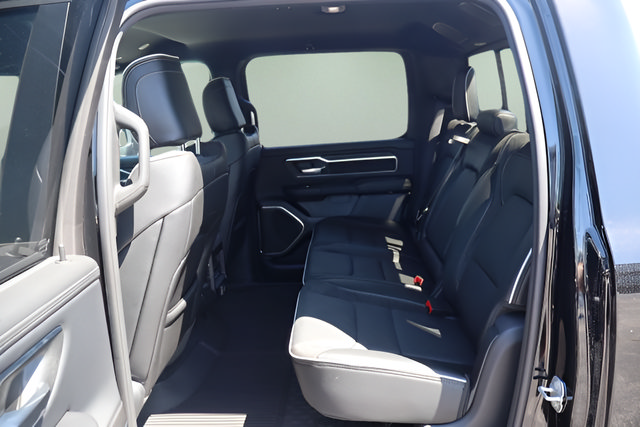 New 2026 RAM 1500 Laramie AWD/4WD image 11