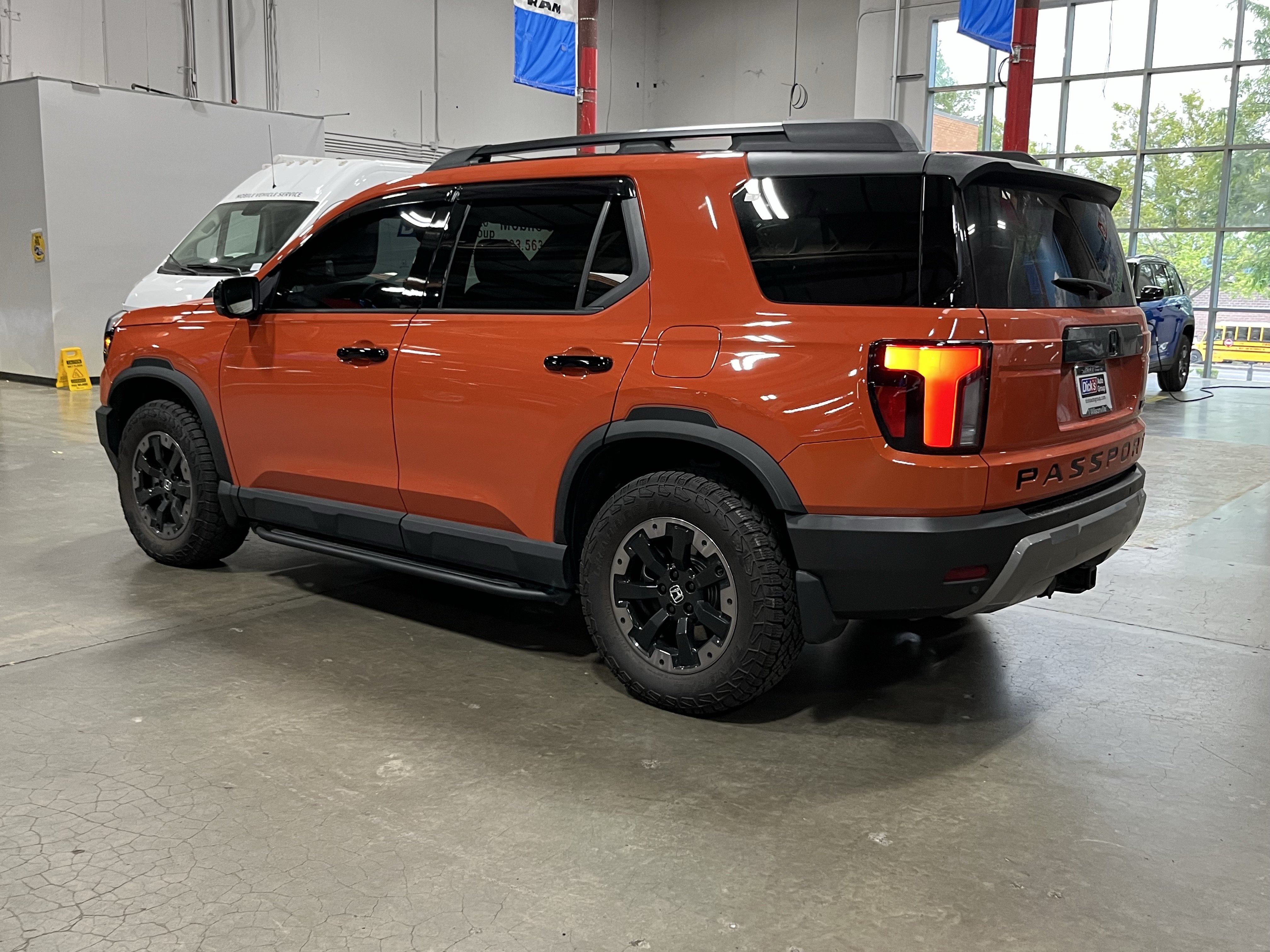 Used 2026 Honda Passport TrailSport Elite image 3