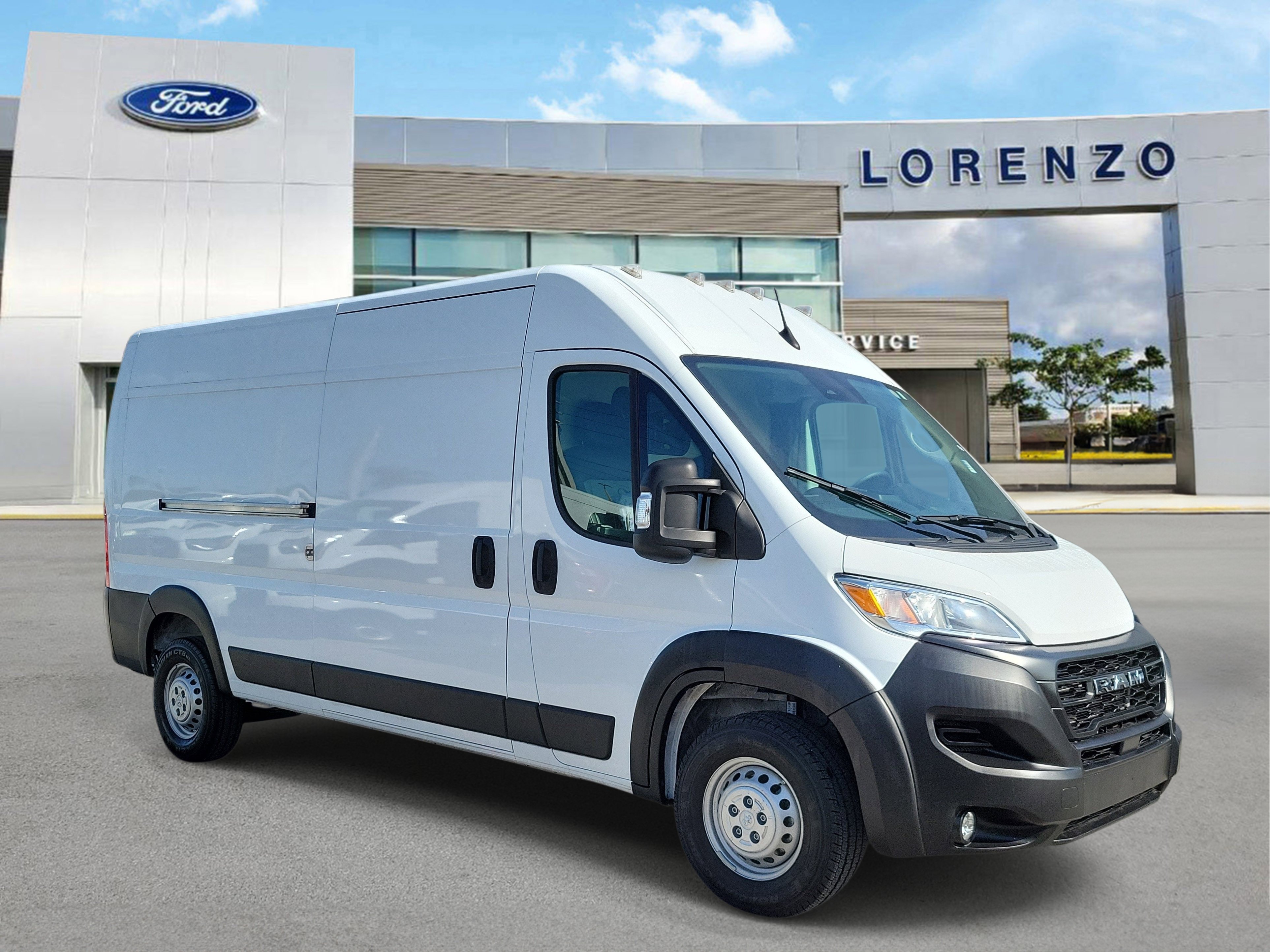 Used 2025 RAM ProMaster 2500 w/ Convenience Group FWD image 3