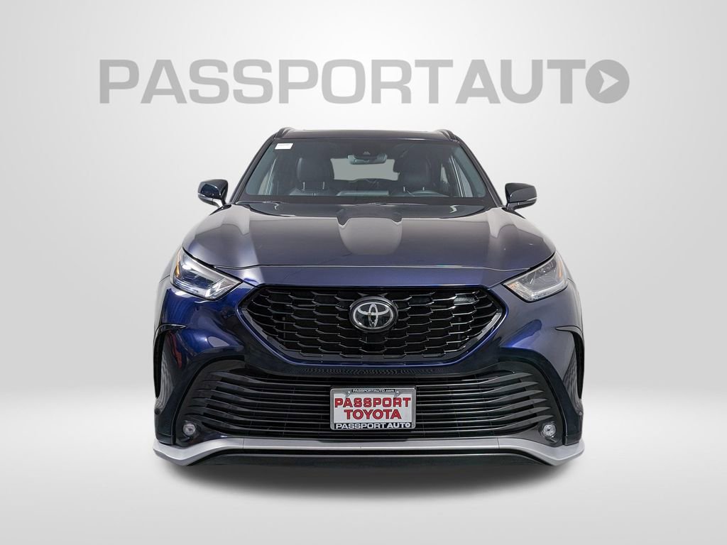 Used 2024 Toyota Highlander XSE image 13