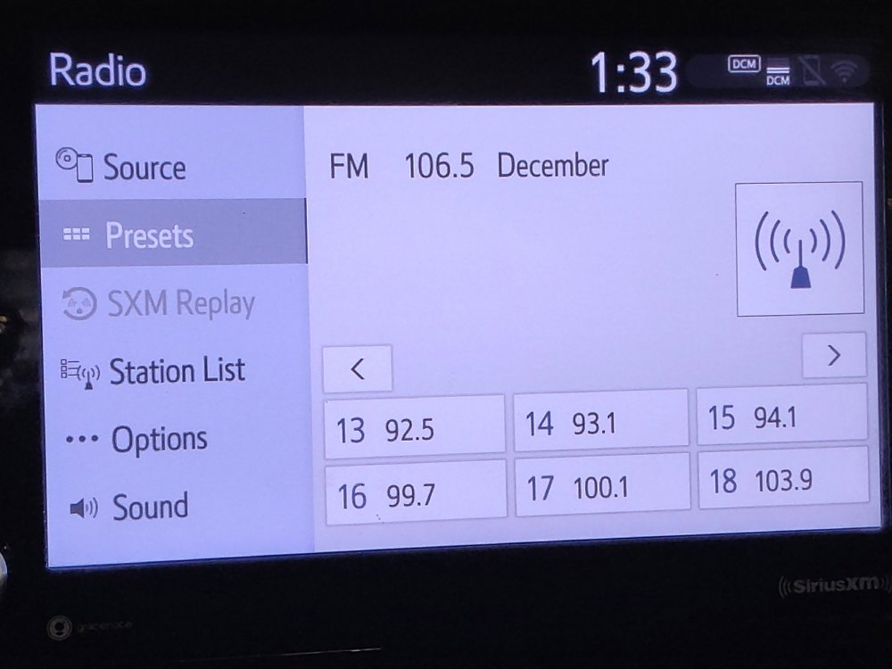 Used 2021 Toyota Corolla LE image 25