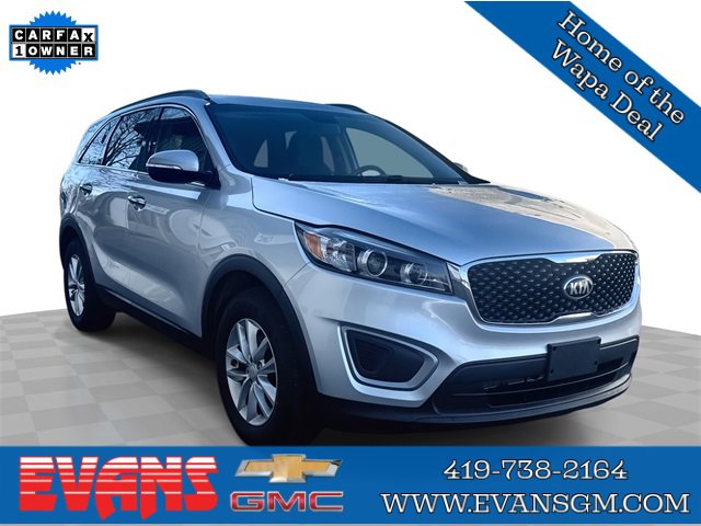 Used 2017 Kia Sorento LX image 1