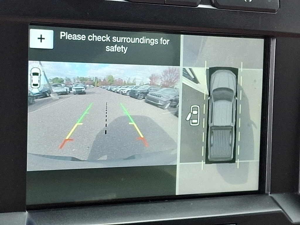 Used 2018 Ford F150 Platinum w/ Equipment Group 701A Luxury image 29