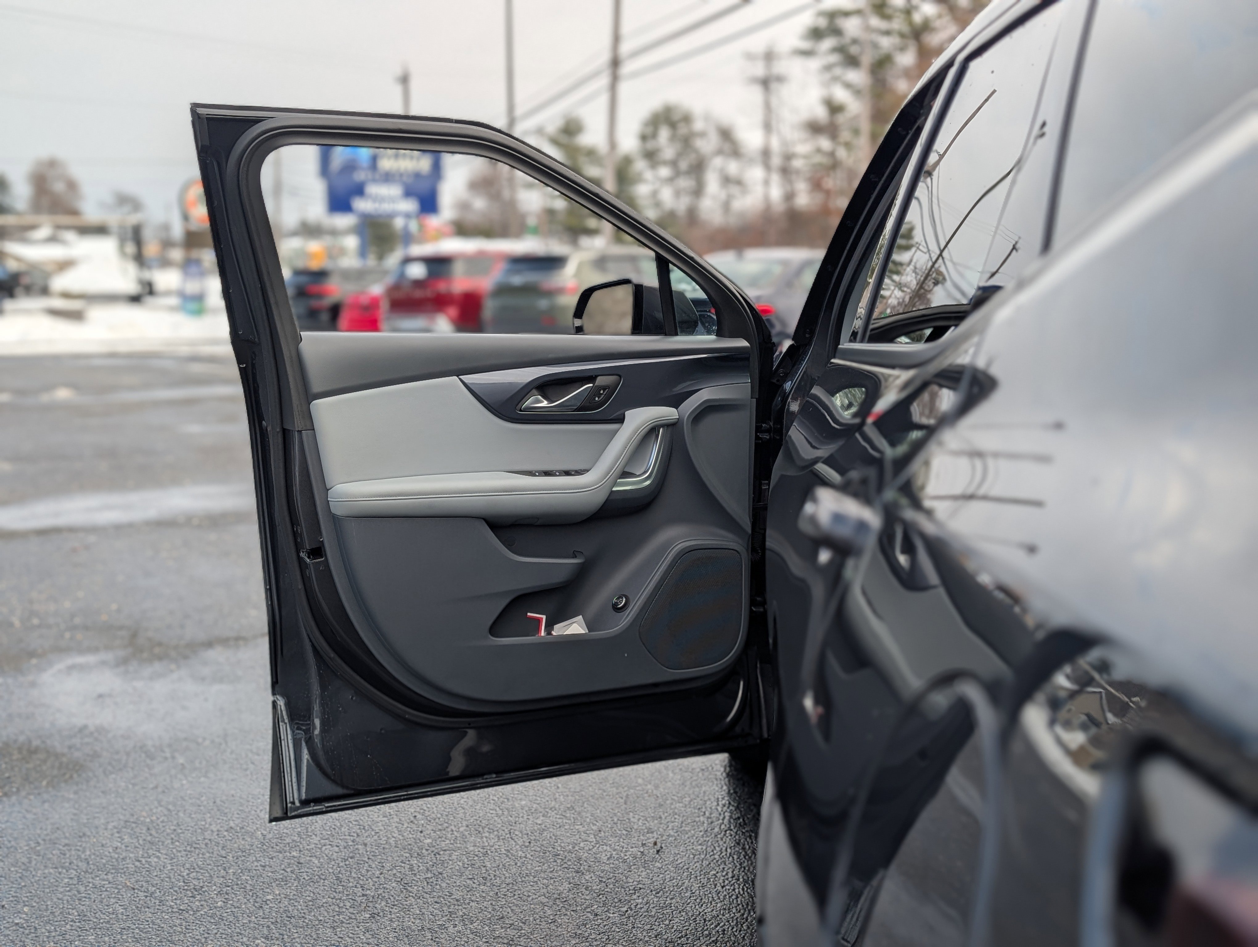 Used 2022 Chevrolet Blazer LT image 27