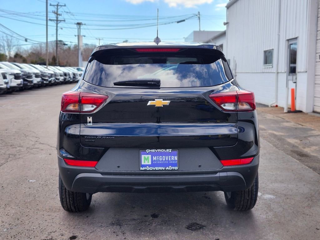 New 2026 Chevrolet TrailBlazer LS AWD/4WD image 4