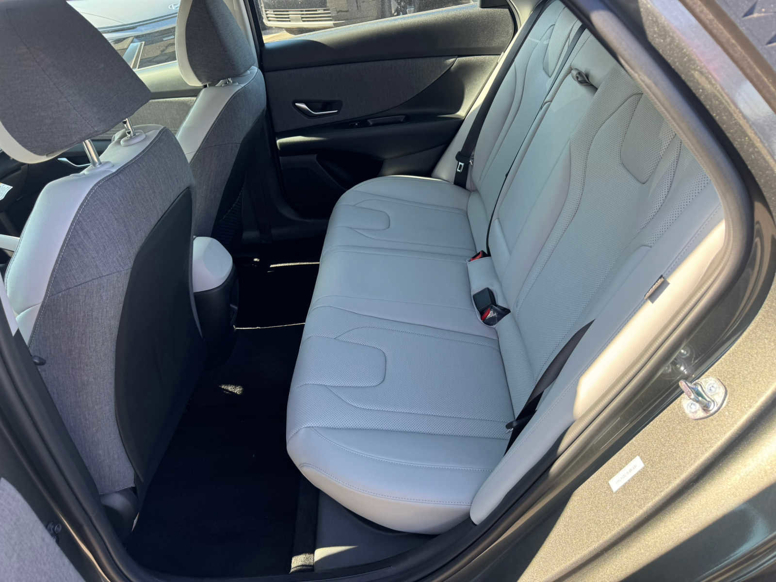 New 2026 Hyundai Elantra Limited image 11