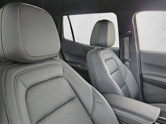 Used 2025 Chevrolet Equinox LT w/ Convenience Package II image 24