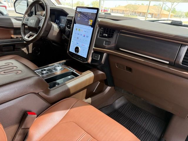 Used 2023 Ford Expedition King Ranch image 12