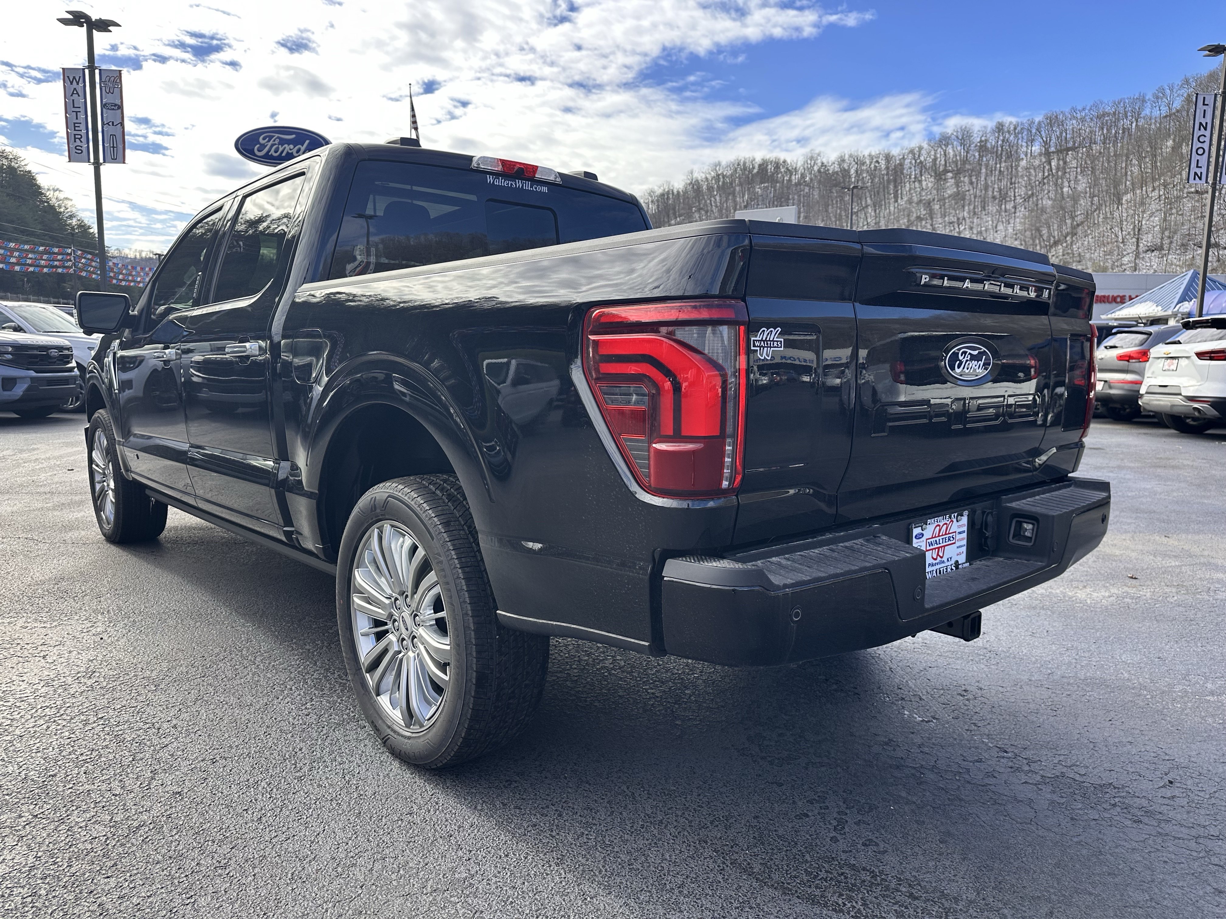 New 2026 Ford F150 Platinum w/ Equipment Group 703A Plus AWD/4WD image 3