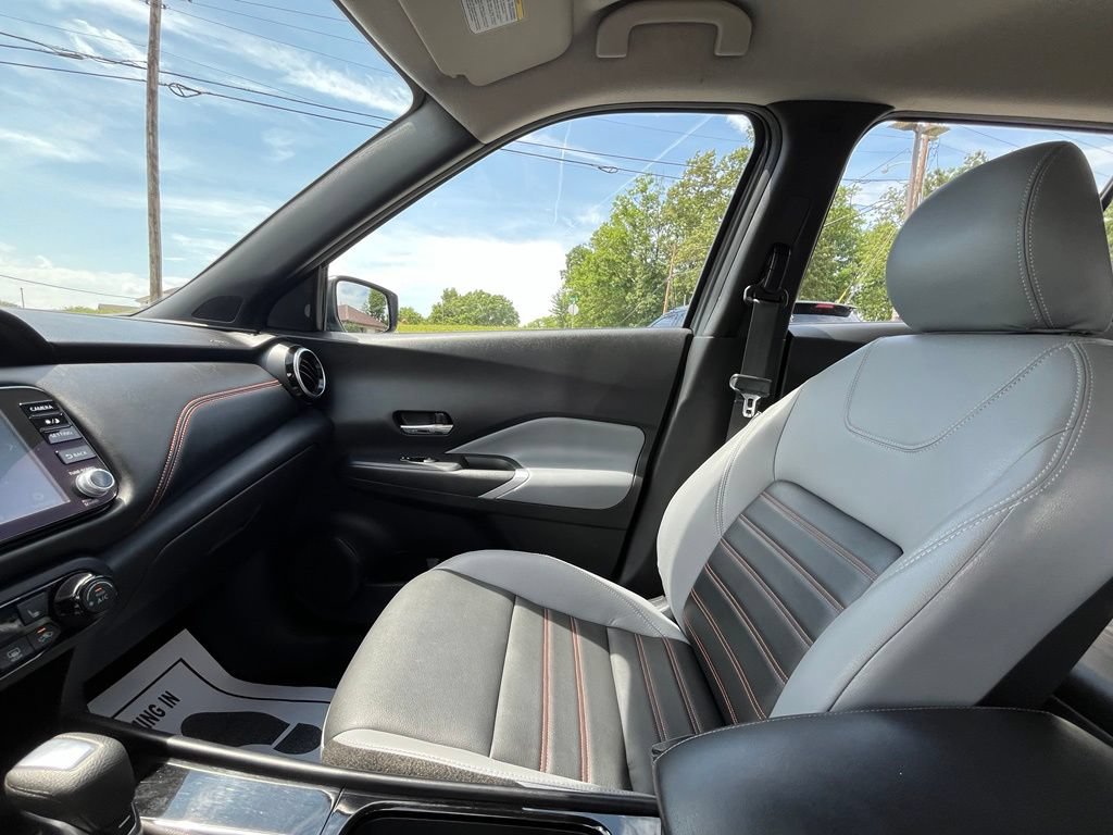 Used 2023 Nissan Kicks SR w/ SR Premium Package FWD image 19