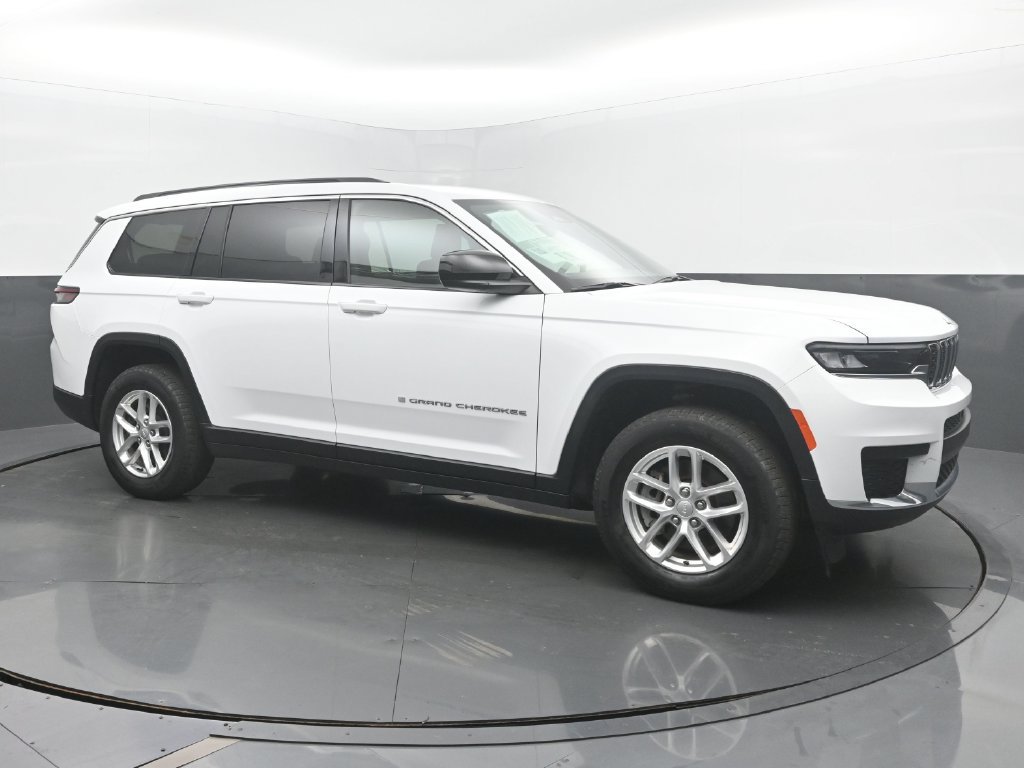 Used 2025 Jeep Grand Cherokee L Laredo w/ Luxury Tech Group I AWD/4WD image 8
