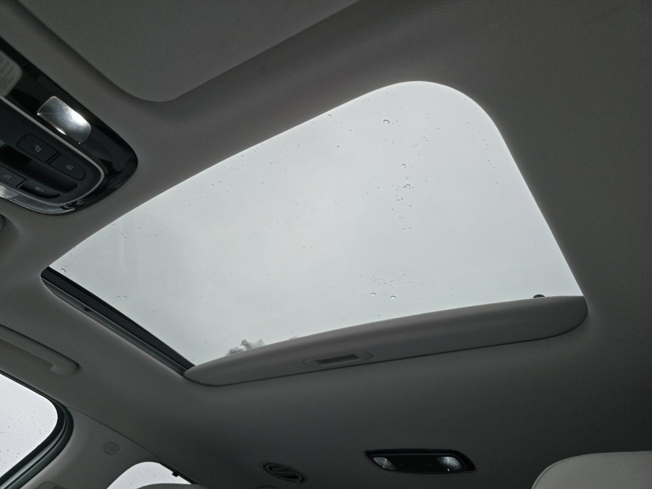 Used 2022 Hyundai Palisade SEL w/ Premium Package image 3