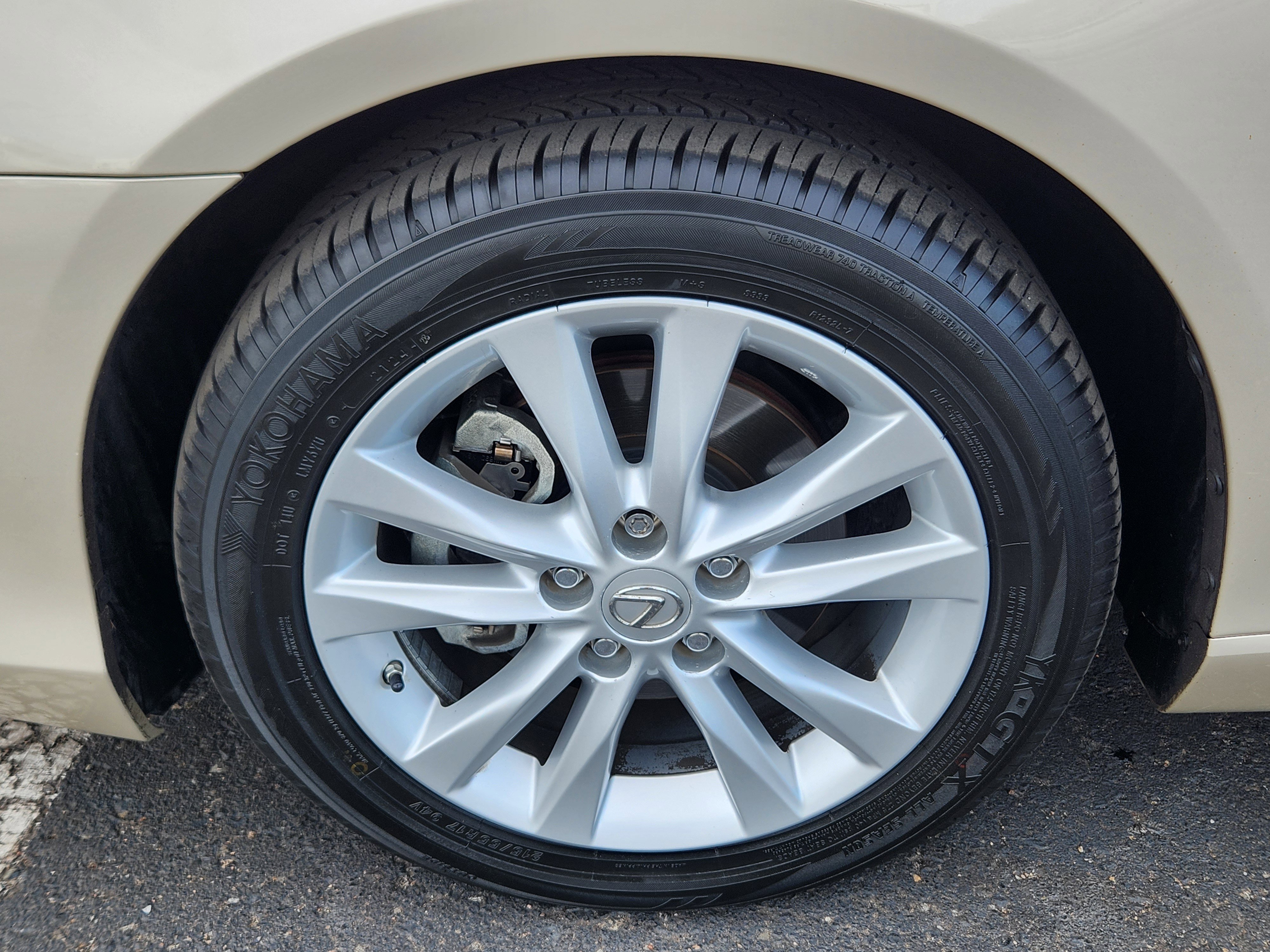 Used 2012 Lexus ES 350 image 21