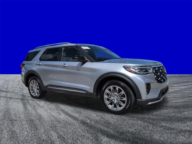 Used 2025 Ford Explorer Platinum AWD/4WD image 2