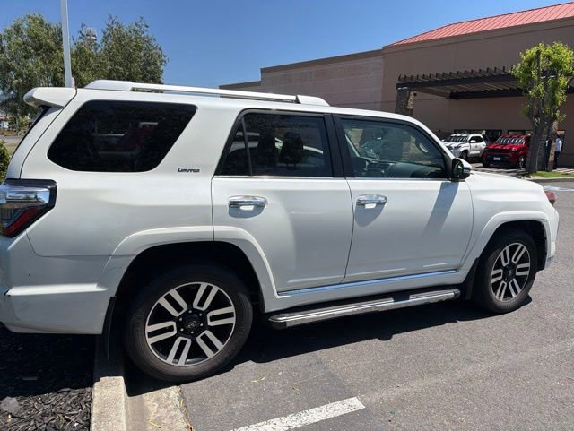 Used 2017 Toyota 4Runner Limited AWD/4WD image 8