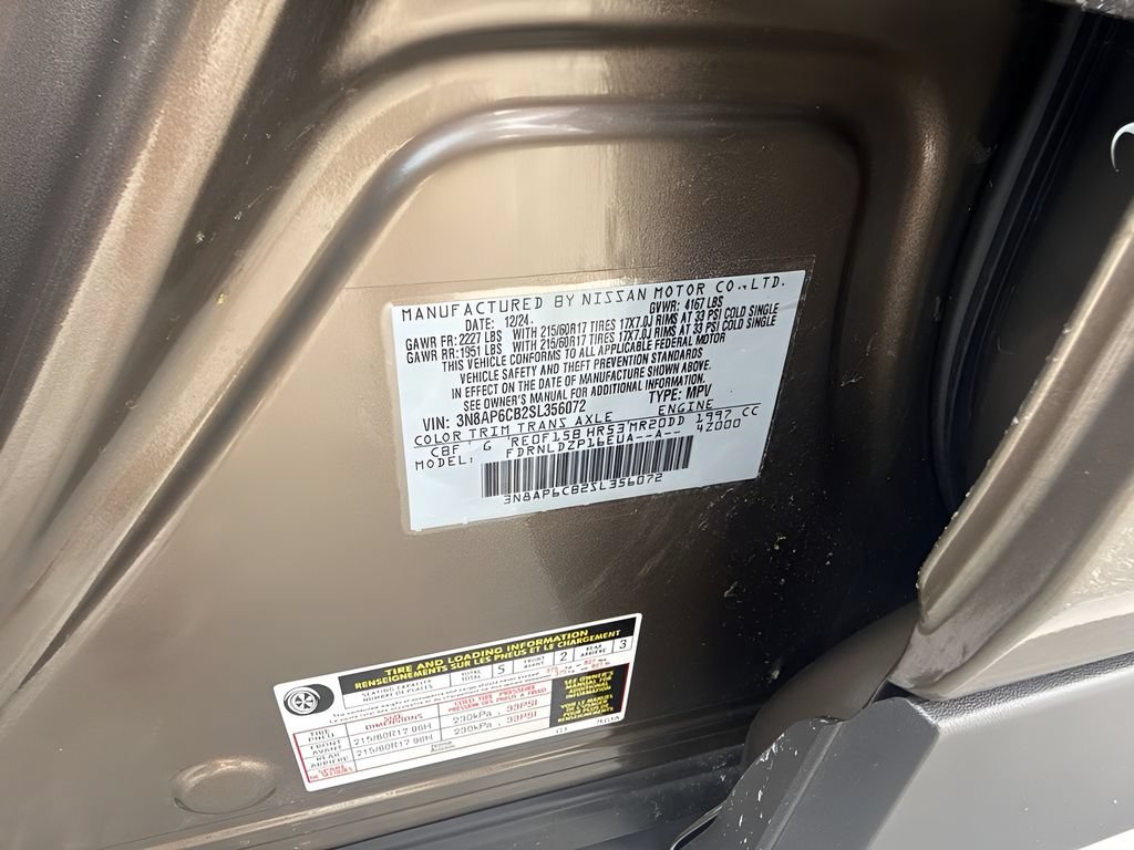 Used 2025 Nissan Kicks SV AWD/4WD image 23