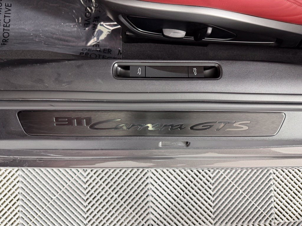 Certified 2024 Porsche 911 Carrera GTS RWD image 22