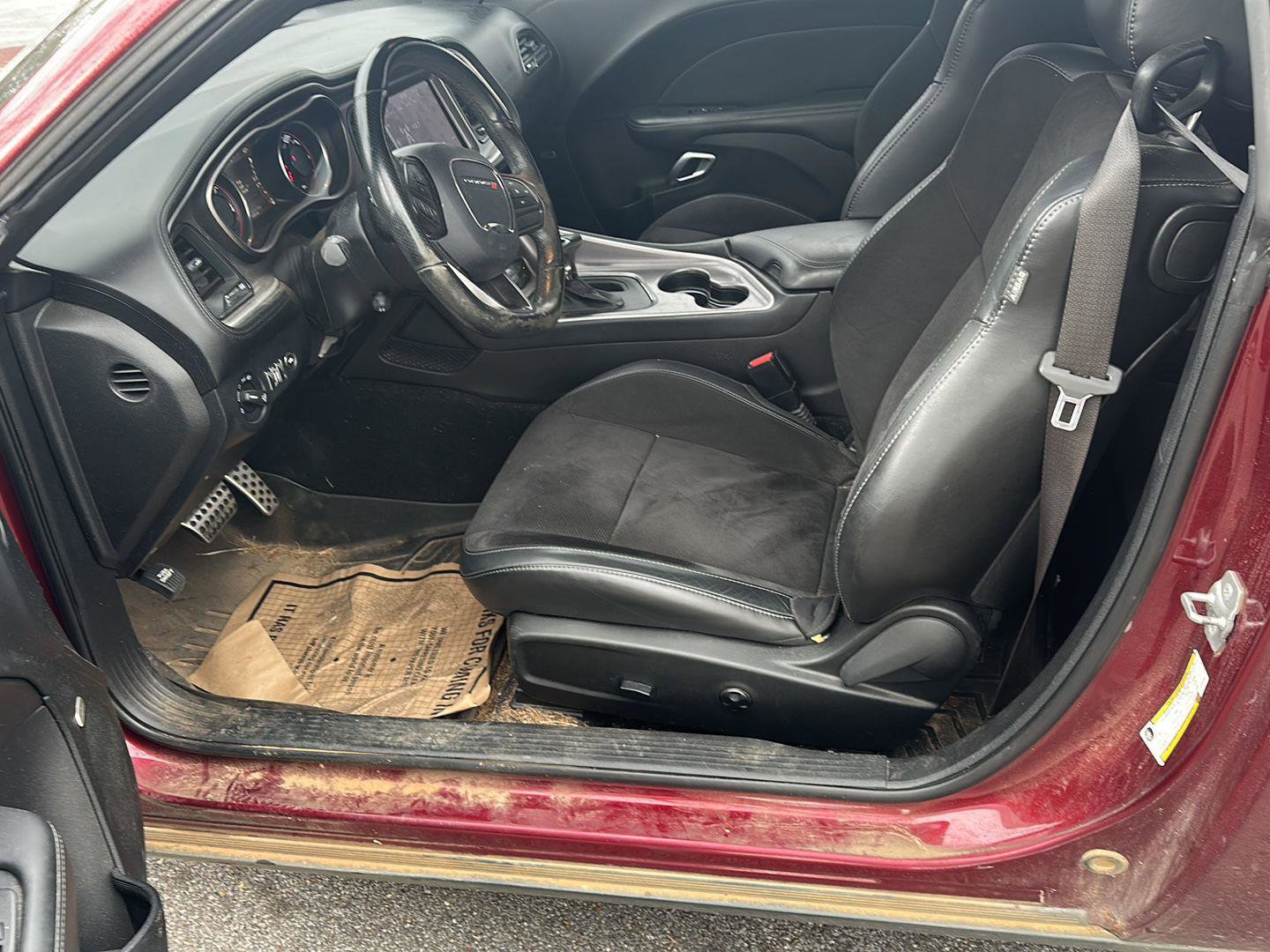 Used 2020 Dodge Challenger R/T w/ Plus Package image 17