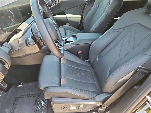 Certified 2025 BMW X3 xDrive30i w/ M Sport Package AWD/4WD image 21