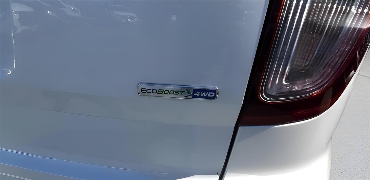 Used 2014 Ford Explorer Sport w/ Equipment Group 401A AWD/4WD image 9