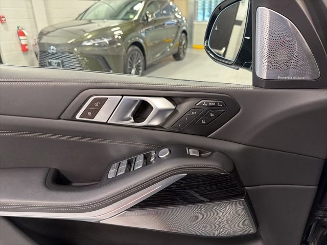 Used 2024 BMW X7 xDrive40i w/ Executive Package AWD/4WD image 13