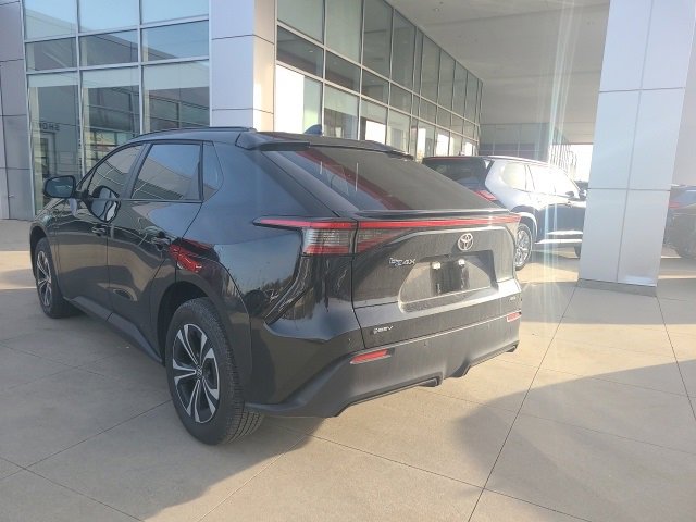 Used 2024 Toyota bZ4X XLE image 5