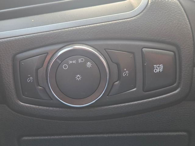 Used 2019 Ford Edge SE FWD image 28