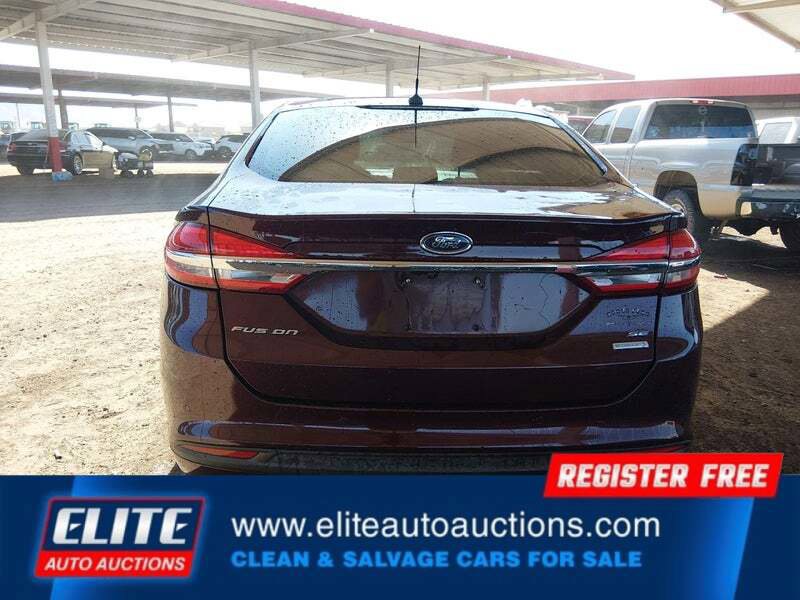 Used 2017 Ford Fusion SE w/ Fusion SE Technology Package image 31