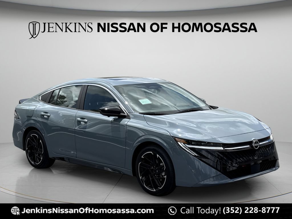New 2026 Nissan Sentra SR w/ SR Premium Package FWD image 1