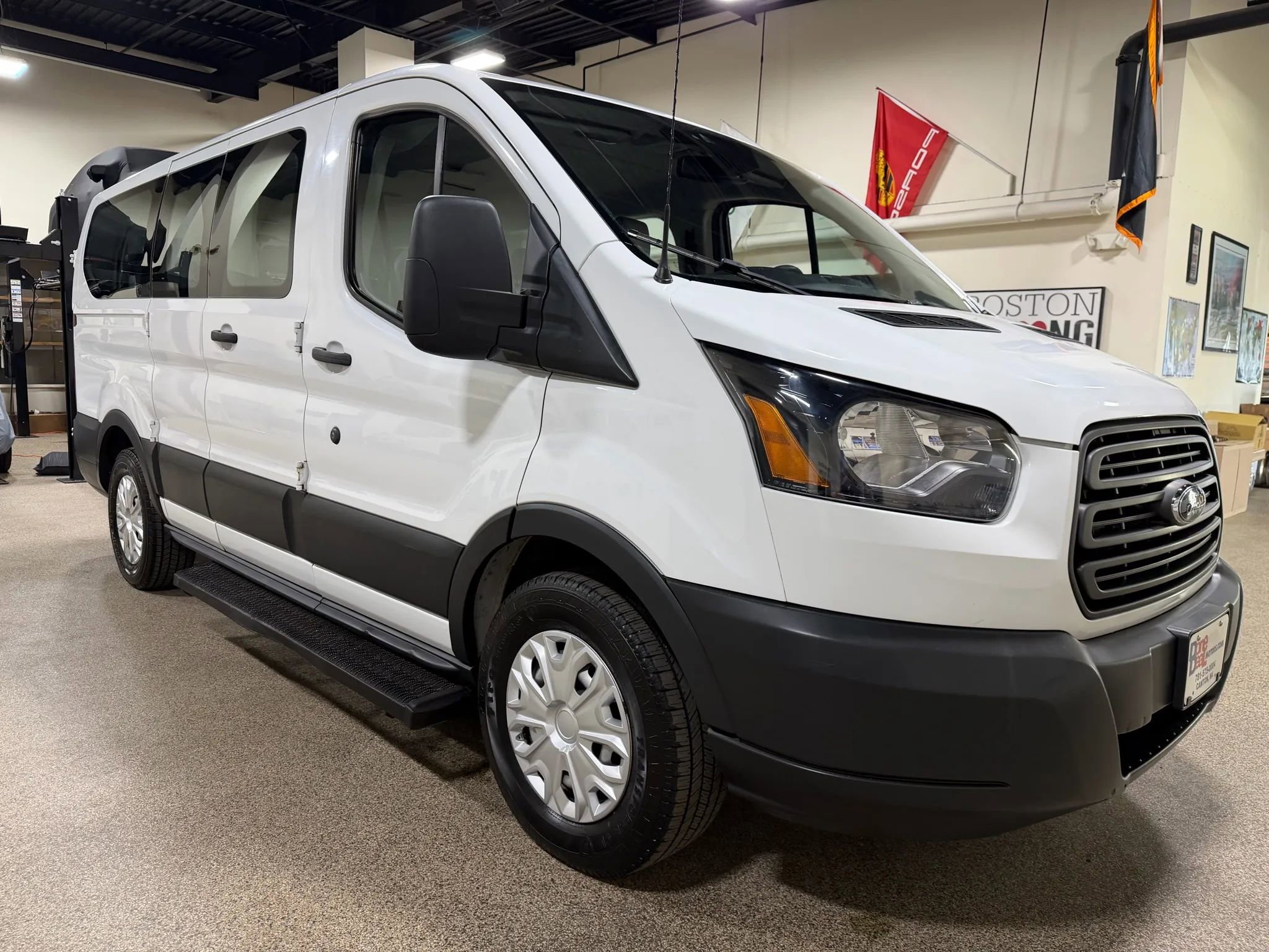 Used 2017 Ford Transit 150 XL image 14