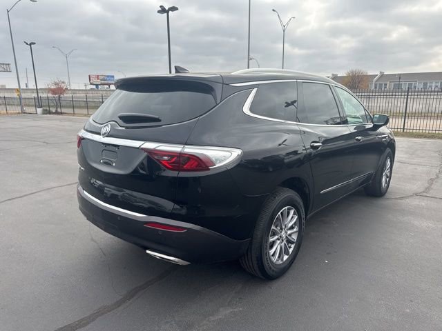 Used 2024 Buick Enclave Premium image 3