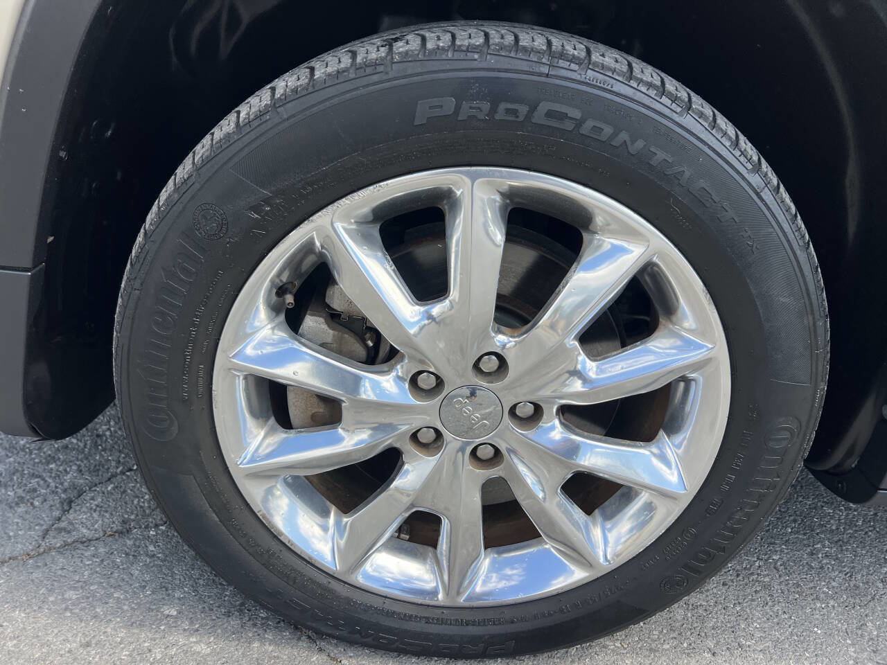 Used 2014 Jeep Cherokee Limited w/ Technology Group image 17