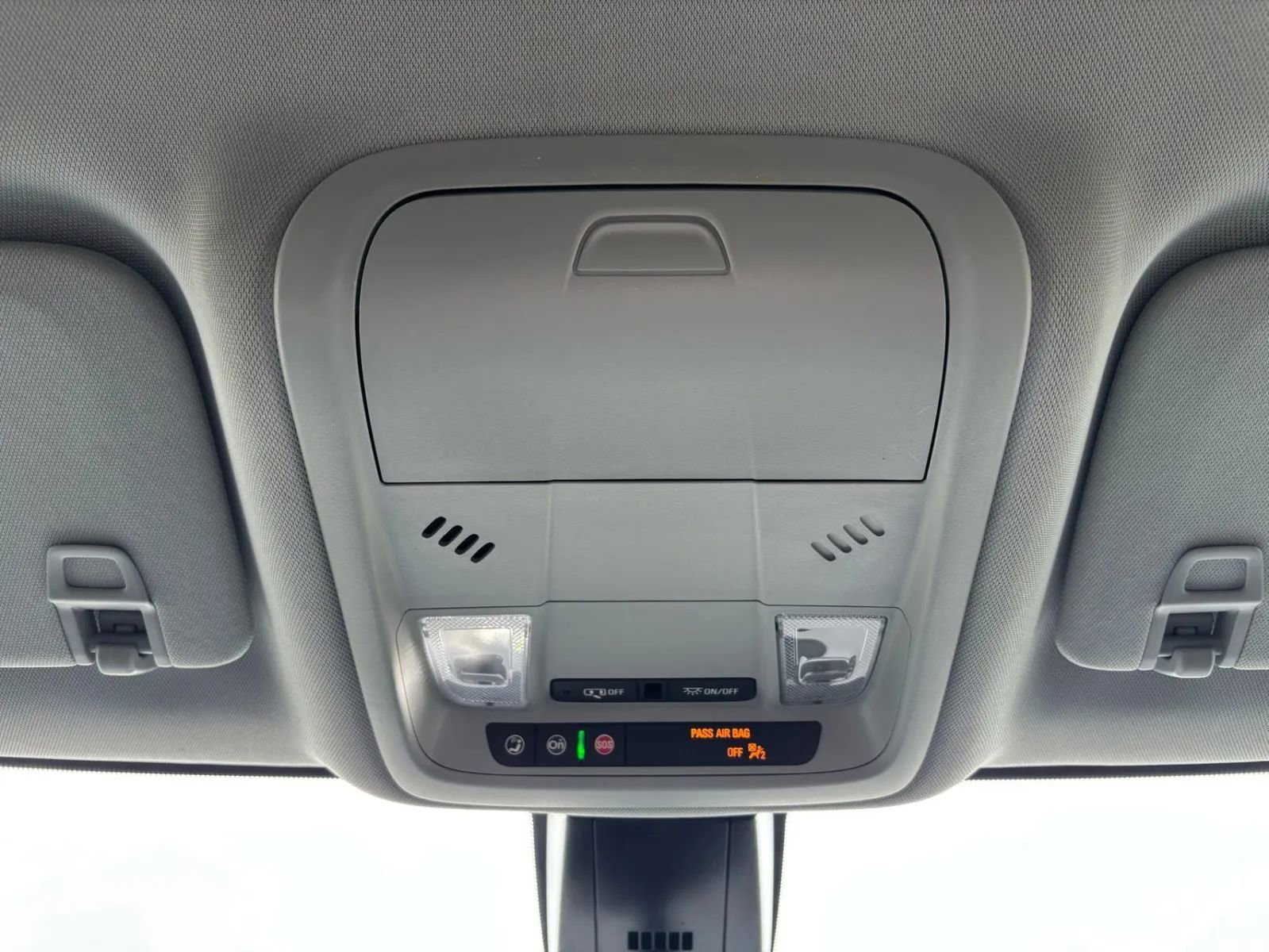 Used 2022 Chevrolet Blazer LT FWD image 26