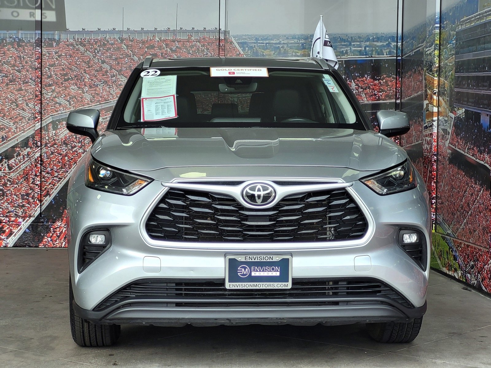 Certified 2022 Toyota Highlander XLE image 3