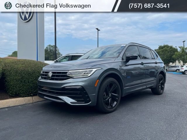 Used 2023 Volkswagen Tiguan SE R-Line FWD image 1