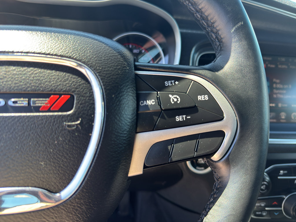Used 2015 Dodge Charger SXT w/ Plus Group image 18