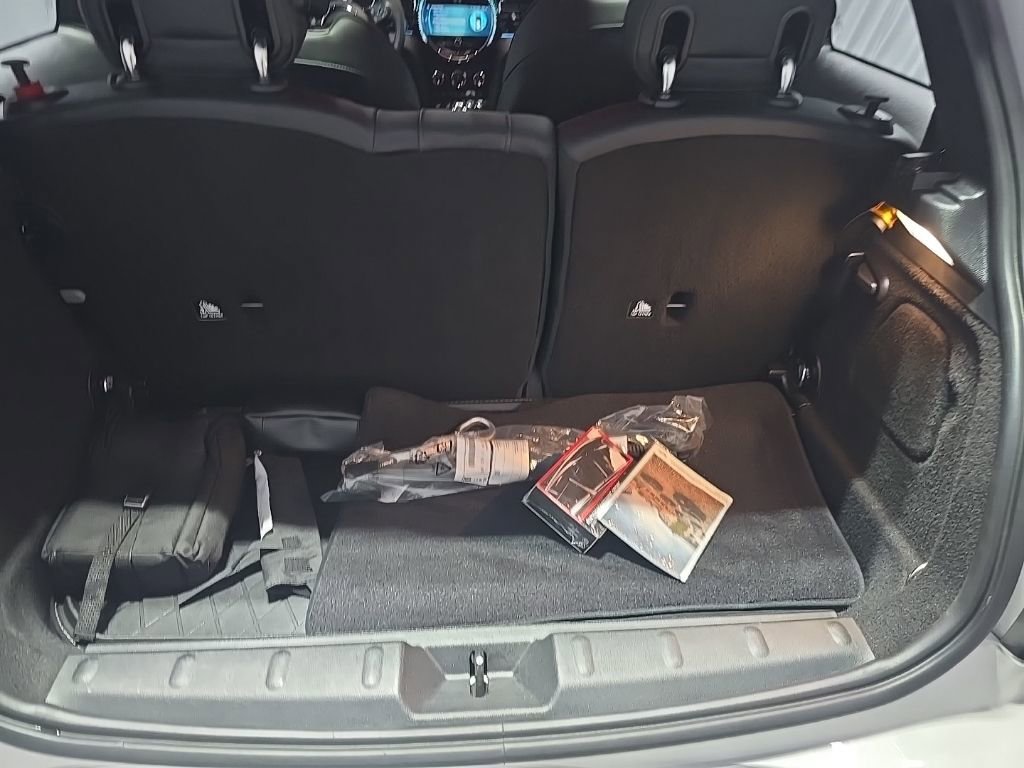 Used 2024 MINI Cooper SE image 10