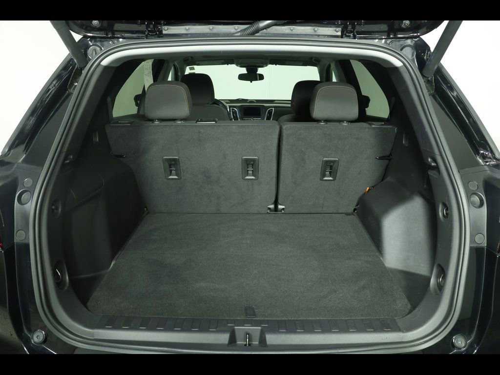 Used 2023 Chevrolet Equinox LT image 12