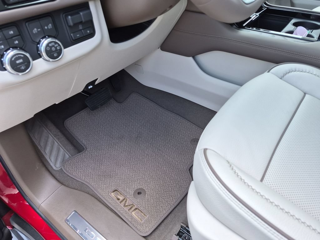New 2026 GMC Yukon Denali AWD/4WD image 22