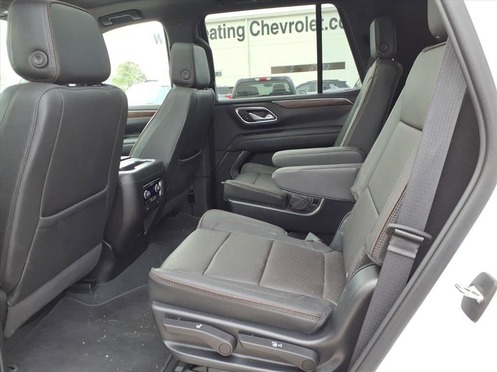 Used 2023 Chevrolet Tahoe High Country image 11