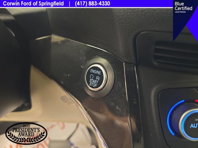 Certified 2019 Ford Escape Titanium AWD/4WD image 27