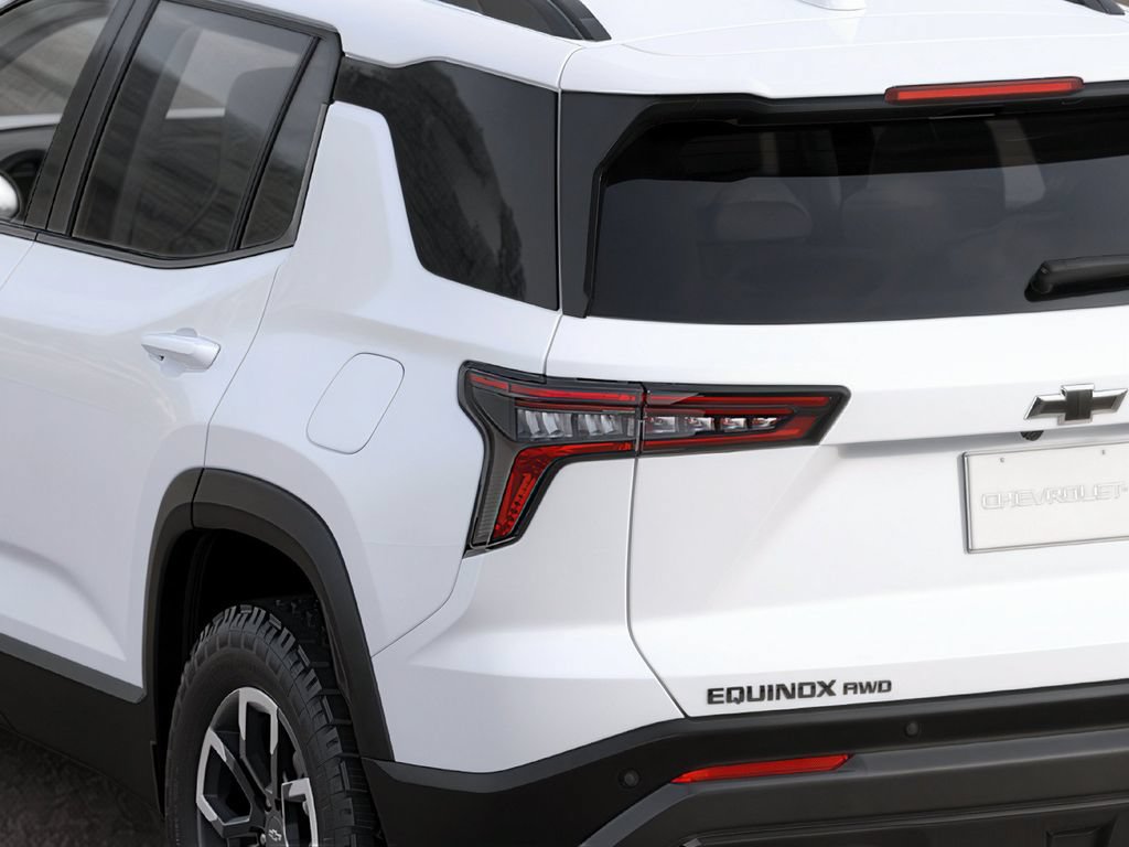 New 2026 Chevrolet Equinox ACTIV AWD/4WD image 5