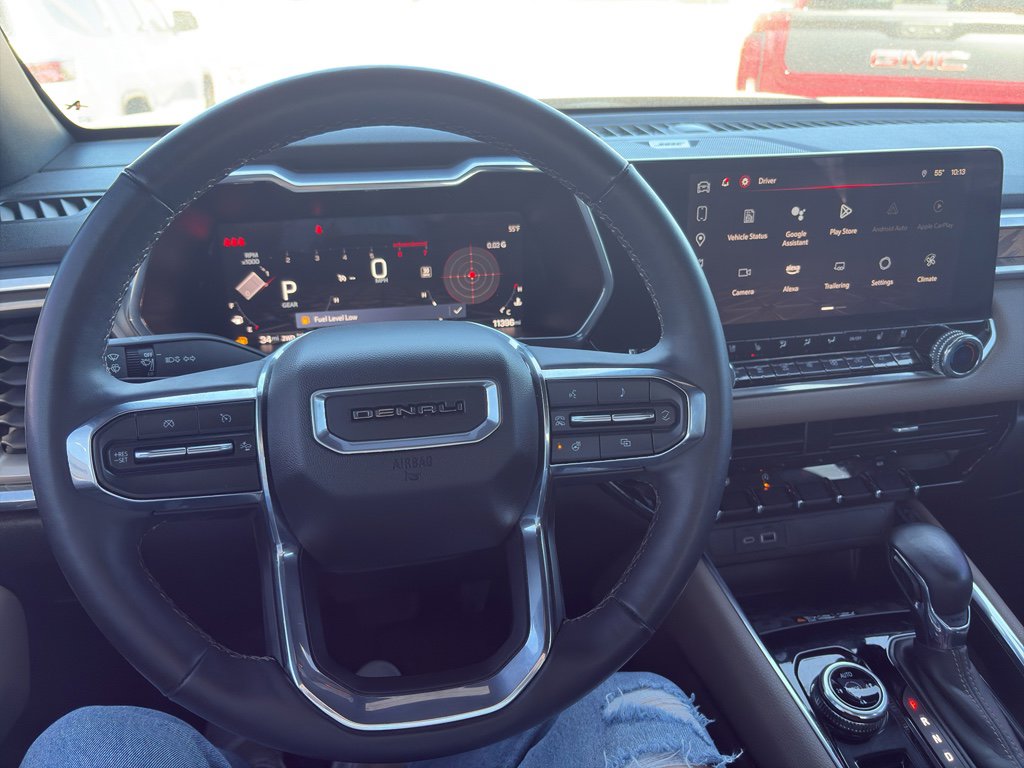 Used 2024 GMC Canyon Denali w/ LPO, Denali Black Edition image 9