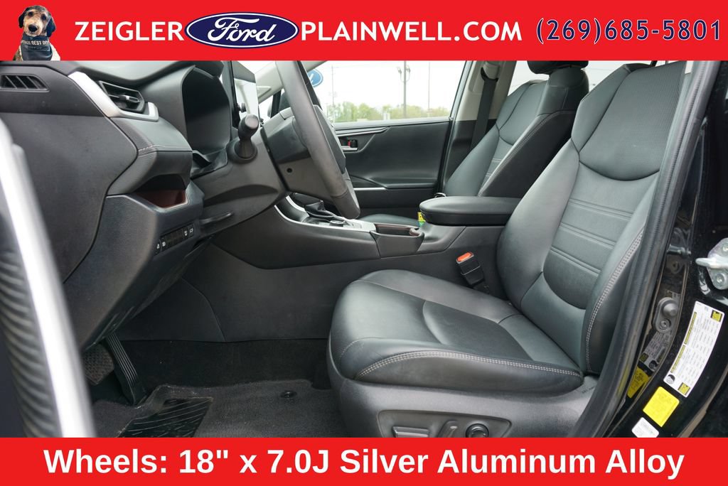 Used 2023 Toyota RAV4 Limited AWD/4WD image 17