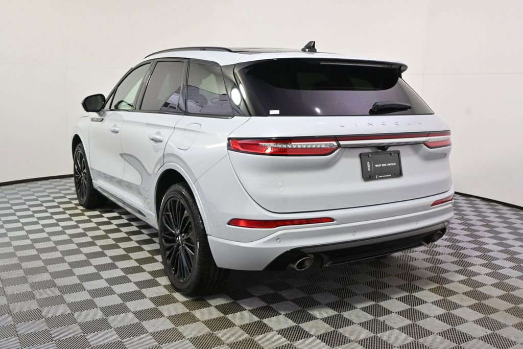 New 2026 Lincoln Corsair Reserve w/ Jet Appearance Package image 4