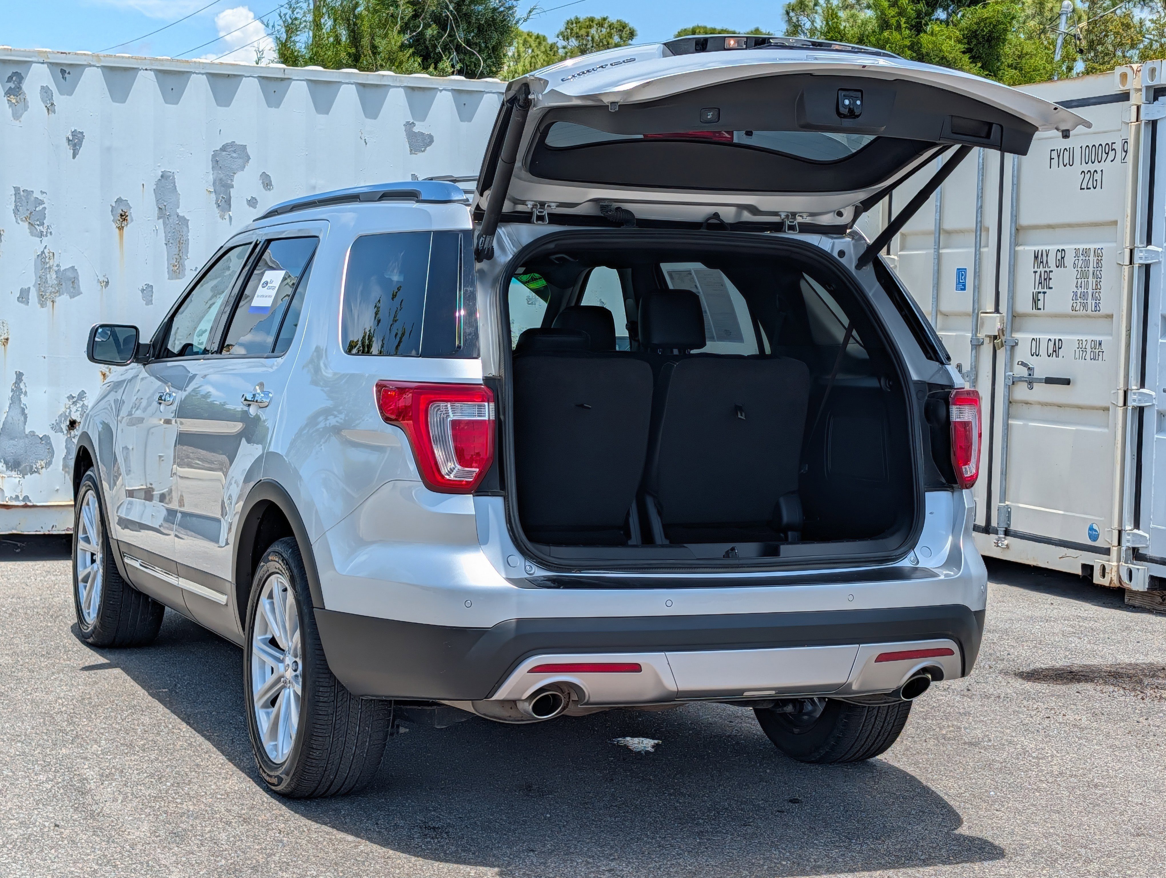 Certified 2017 Ford Explorer Limited AWD/4WD image 13