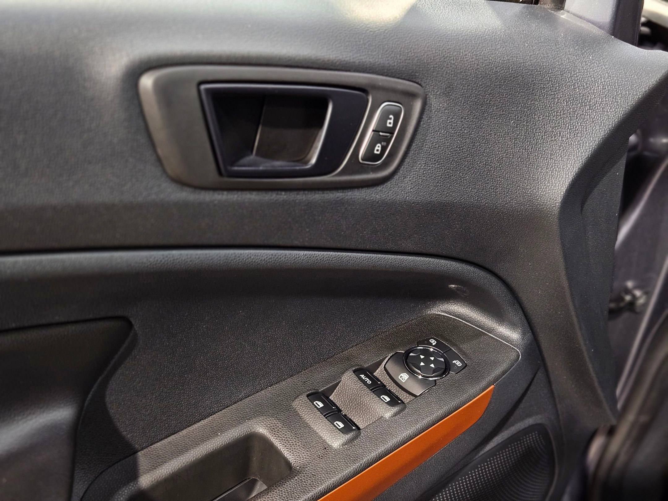 Used 2018 Ford EcoSport SES image 21